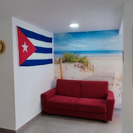 El Rinconcito Cubano En La Playa Almeria Exterior foto